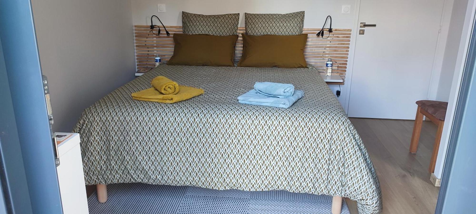 Du Cote De Chez Paule, Chambre Avec Entree Independante Et Salle D'Eau Privative Semeac Ngoại thất bức ảnh
